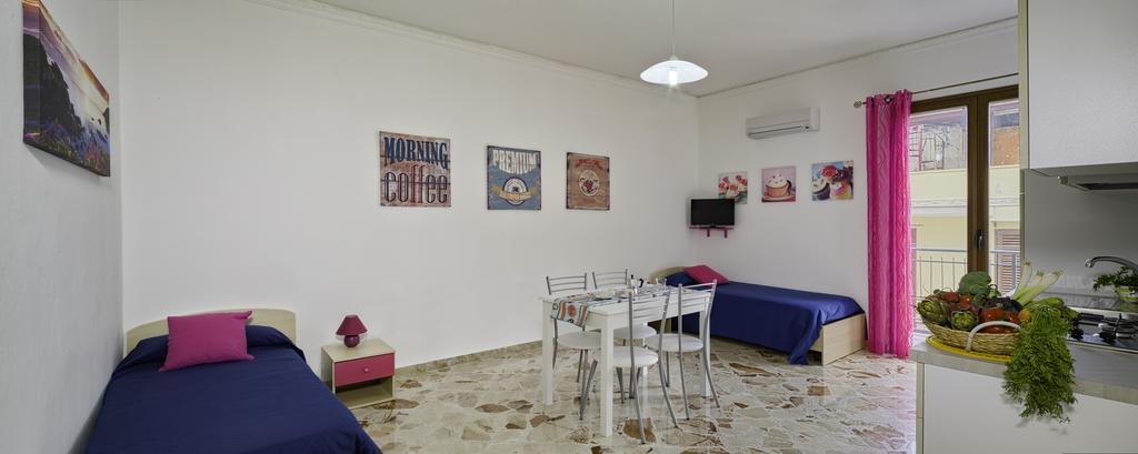 Airport Home & Bringo Car Rental Carini Dış mekan fotoğraf